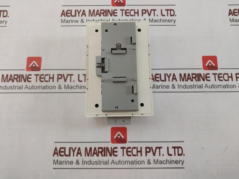 Phoenix Contact Sf-Skbi 31/32 Rail Dual Power Outlet - Image 4