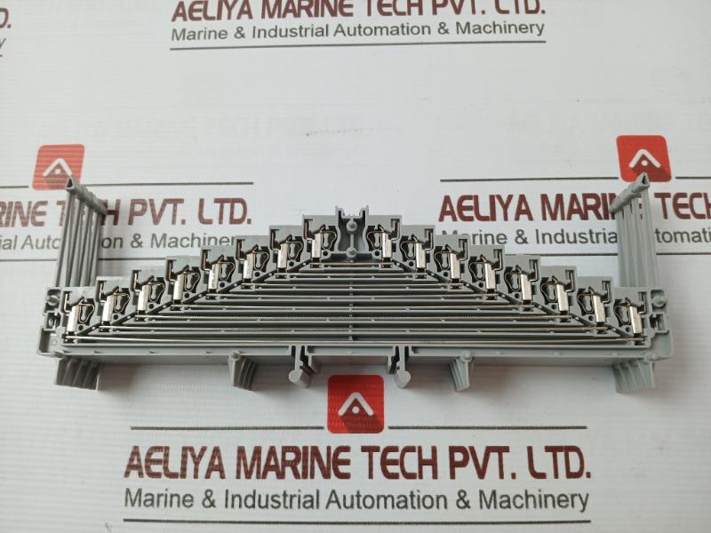 Phoenix Contact Zrv 8 Marshalling Panel - Image 4