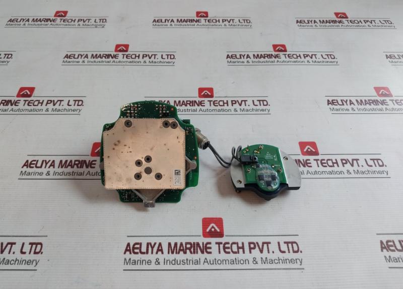 Rosemount Emerson 05400-0670-0001 Display With Terminal Block - Image 3