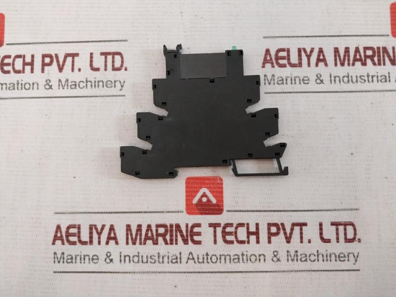 Schneider Electric Telemecanique Rslzva1 Relay Socket 250v - Image 4