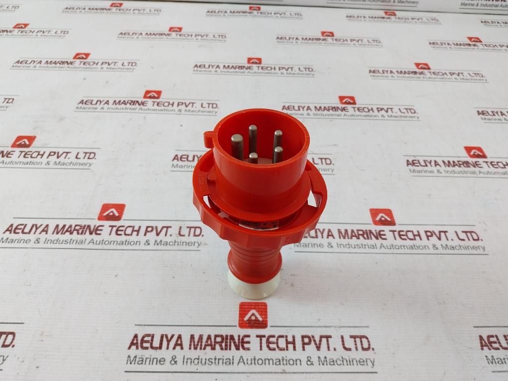 Schyller 16a 3p+N+T Flush-Mounted Straight Plug 415v