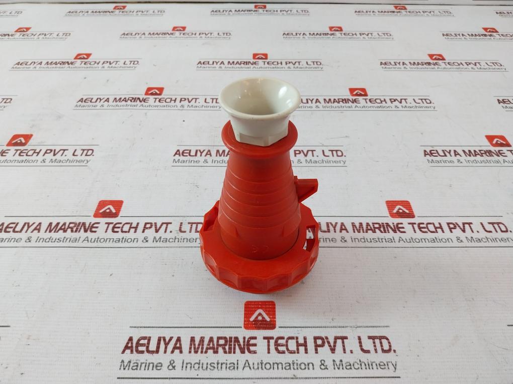 Schyller 16a 3p+N+T Flush-Mounted Straight Plug 415v - Image 4