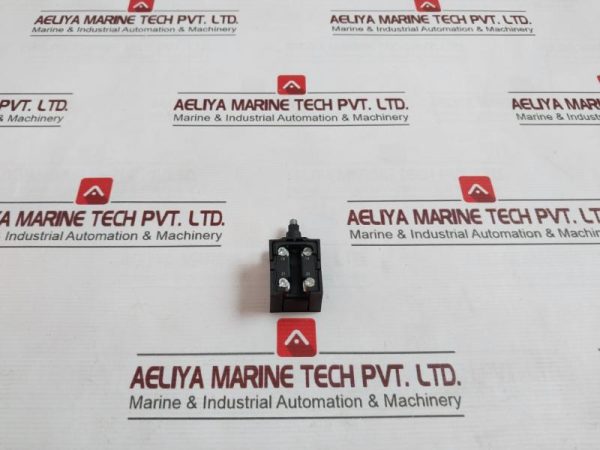 Siemens 3se5250-0yc05 Limit Switch Open Type Plastic With 2p Snap Action Cb 400v