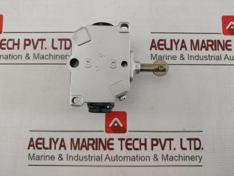 Stockel Gwu1r Position Switch 500v - Image 4