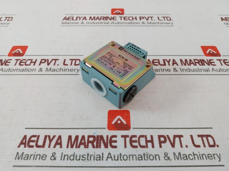 Telemecanique Xck-M Limit Switch 500v - Image 3