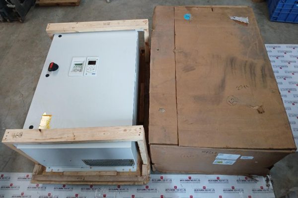 Abb Ach580-Bcr-124a-4+F267 Hvac Drives 480 V