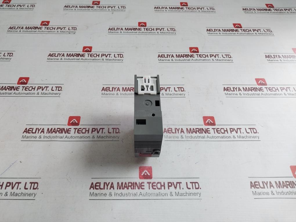 Azbil Hd-Cxad11 Terminator Adapter Module - Image 4