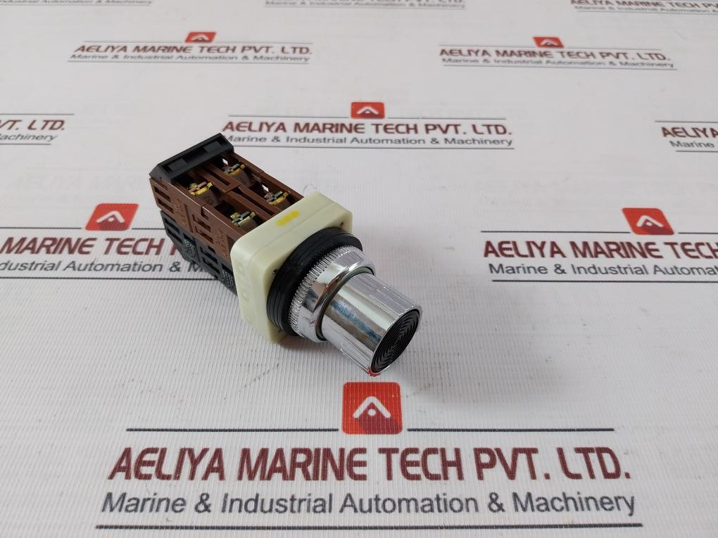 Fuji Electric Ah30 Command Switch 600v - Image 3