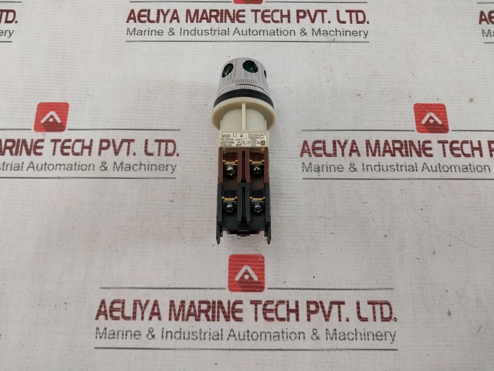 Fuji Electric Ah30-L2 Red Illuminated Push Button W/ Ahx 2 600v - Image 4