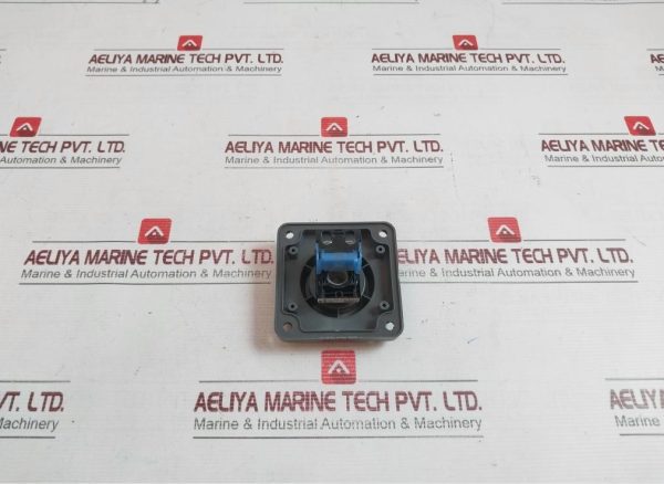 Fuji Electric Ar22f0r Pushbutton 250v - Image 4