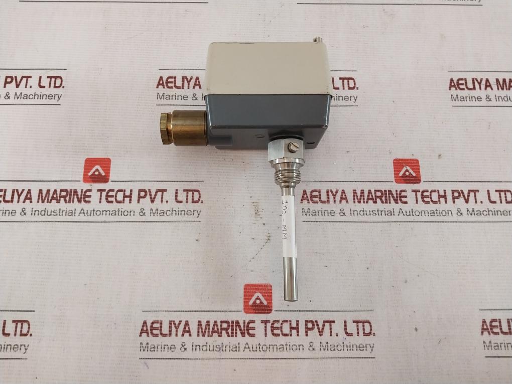 Jumo Aths-Se-2 Temperature Mounting Thermostat 230v - Image 4