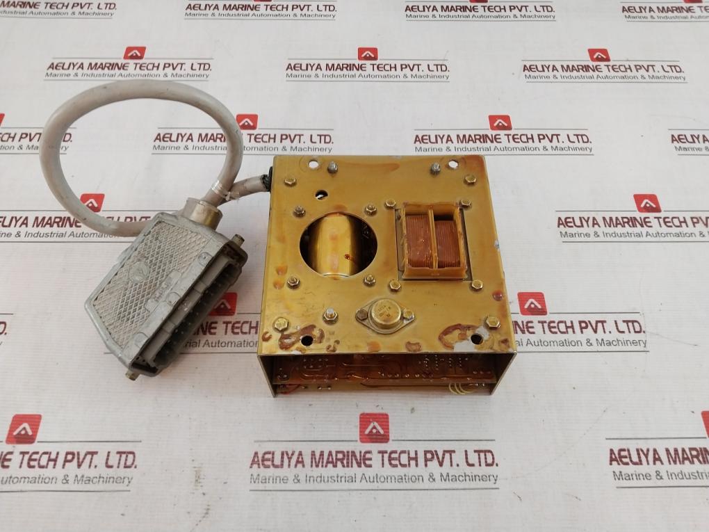 L.Tr5d Automatic Voltage Regulator 660v - Image 4