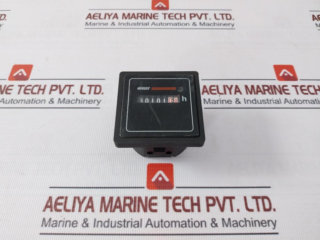 Legrand 90 72 07 Hour Meter 240v