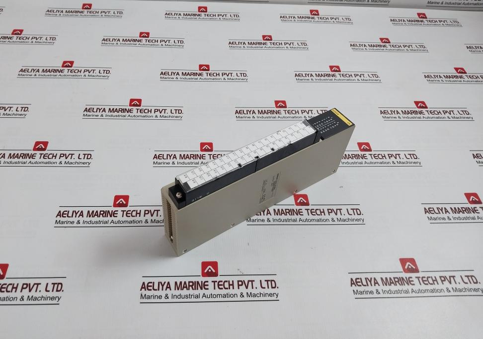 Omron C500-Oc224 Programmable Controller Output Unit - Image 3