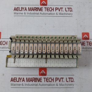 Omron G7tc-Oc16 Relay Terminal IO Module 250v