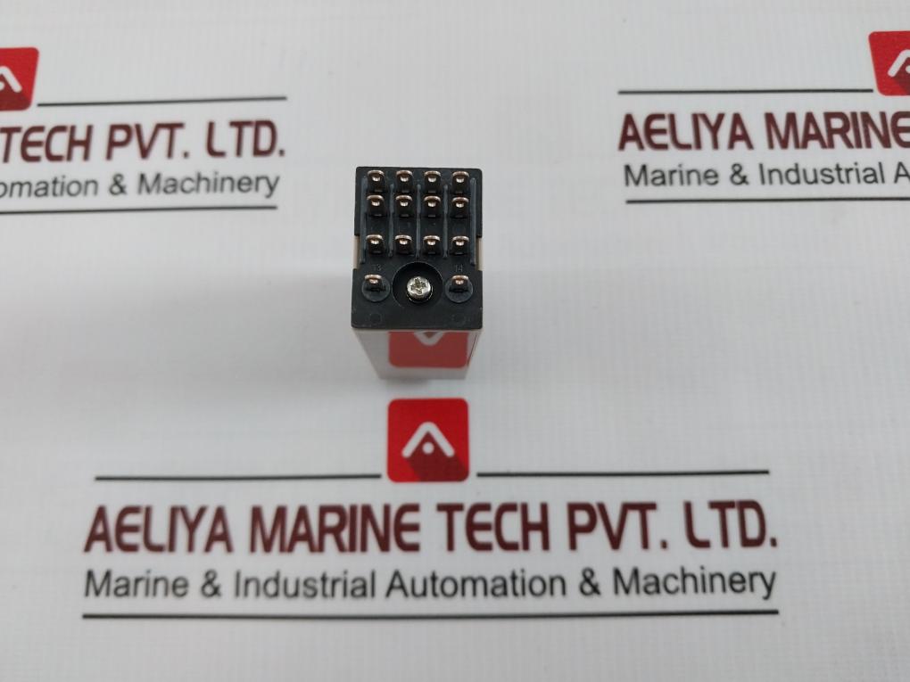 Omron H3y-4-C Timer 250v - Image 4