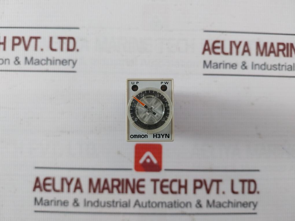 Omron H3yn-4 Timer Relay 250v