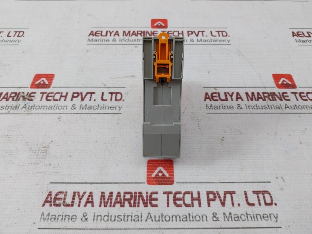 Phoenix Contact 2903677 Mount Power Relay 250v - Image 4