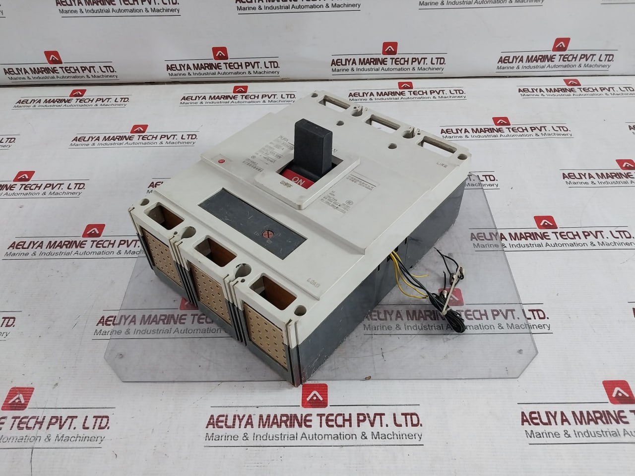 Pufa Dm1-800m/3320 Circuit Breaker 690v - Image 3