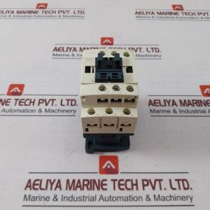 Schneider Electric Cad32 Control Relay 690v