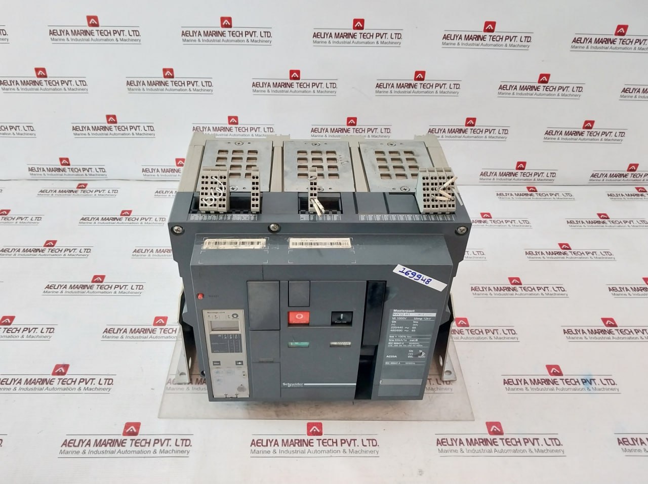 Schneider Electric Merlin Gerin Nw32 H1 Air Circuit Breaker 690v