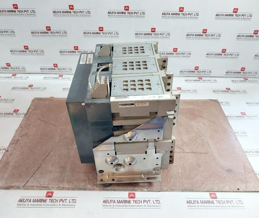 Schneider Electric Nw40 Hf Circuit Breaker Masterpact 1000v - Image 3