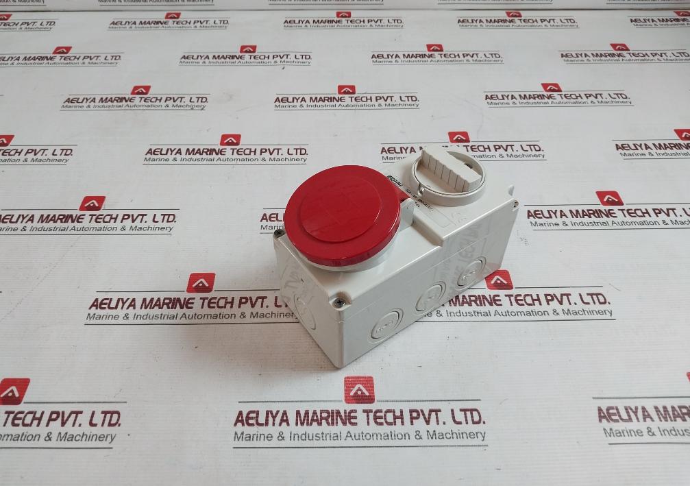 Schyller 16120 Interlocked Socket- Outlet - Image 3