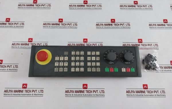 Siemens 1p 6fc5303-0af35-0aa0 Machine Control Panel 600v
