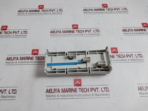 Siemens 8us1071-6ma20 Busbar Adapter 690v