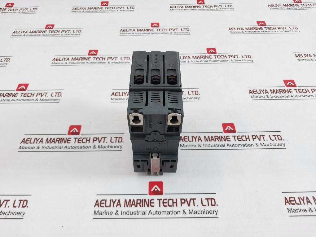 Telemecanique Schneider Electric Gv3p18 Circuit Breaker 690v - Image 4