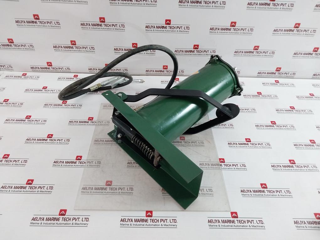 Yangzhou Qionghua Tools Gz-2 Foot Oiler - Image 3