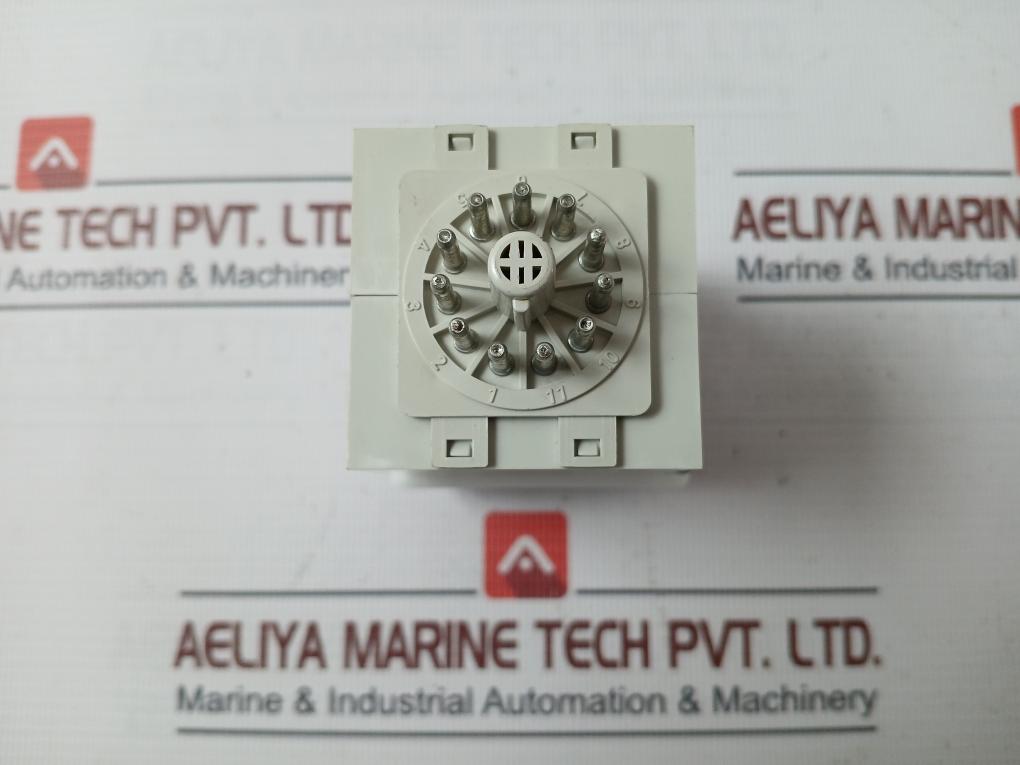 Carlo Gavazzi Fmb01dw24 Multifunction Timer 250v - Image 4