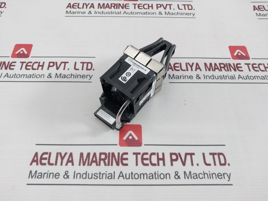 Cisco Fan-t2 V01 Switch Fan Module - Image 3