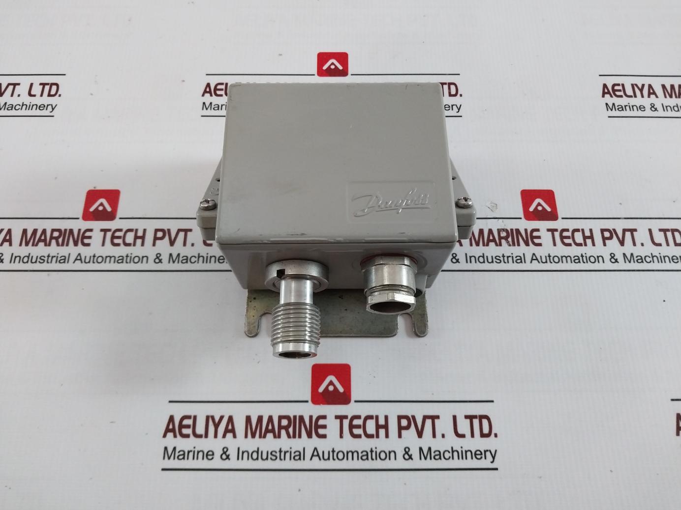 Danfoss Emp 2 Pressure Transmitter 24v