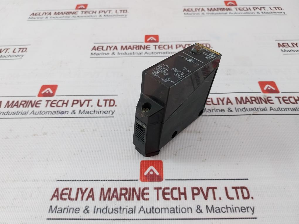 Omron E3jm-R4m4-G Photoelectric Sensor 250v - Image 3