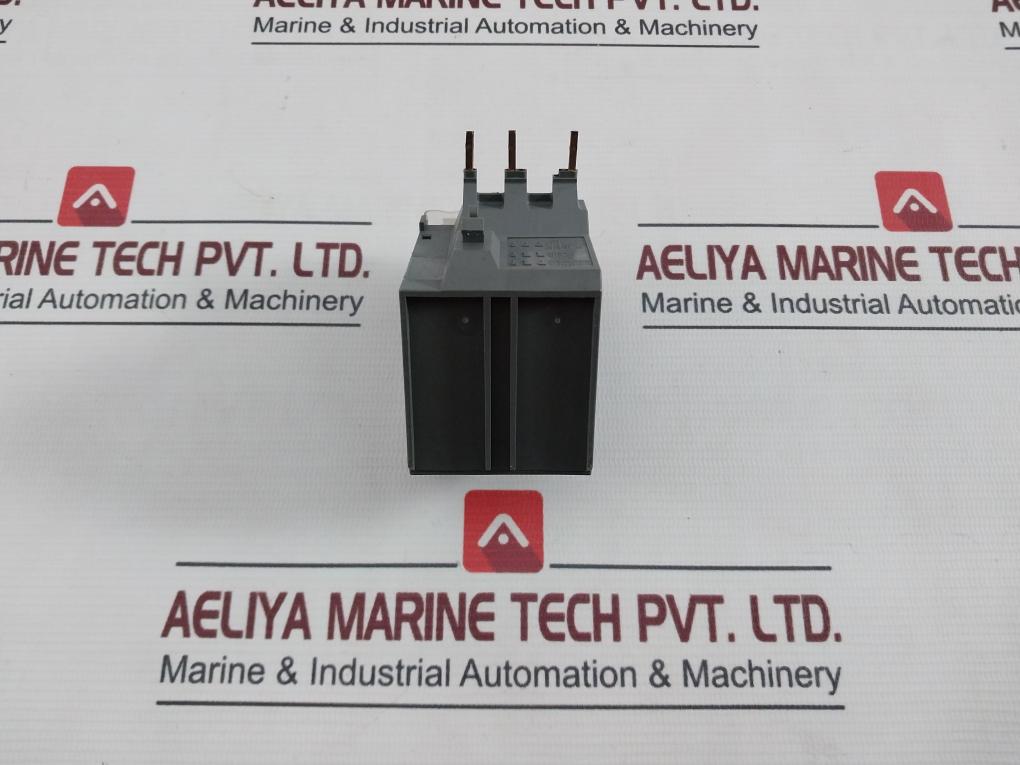 Schneider Electric Lre06 Thermal Overload Relay 690v - Image 4