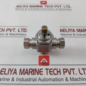 Swagelok Ss-83xpf4 High Pressure 3-Way Ball Valve