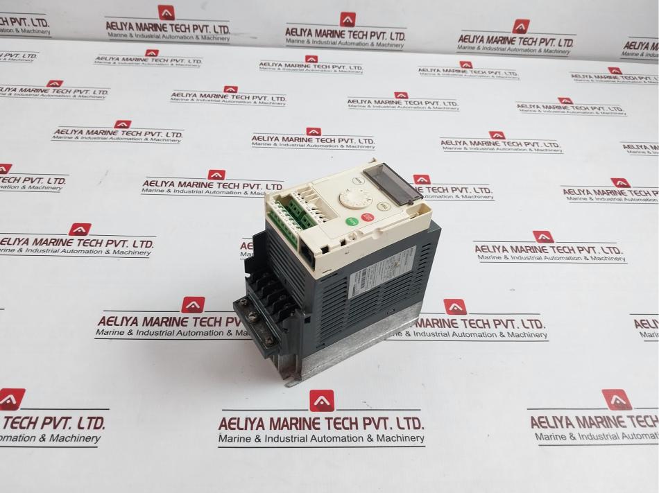Telemecanique Schneider Electric Atv303h075n4e Variable Speed Drive 75°C - Image 3