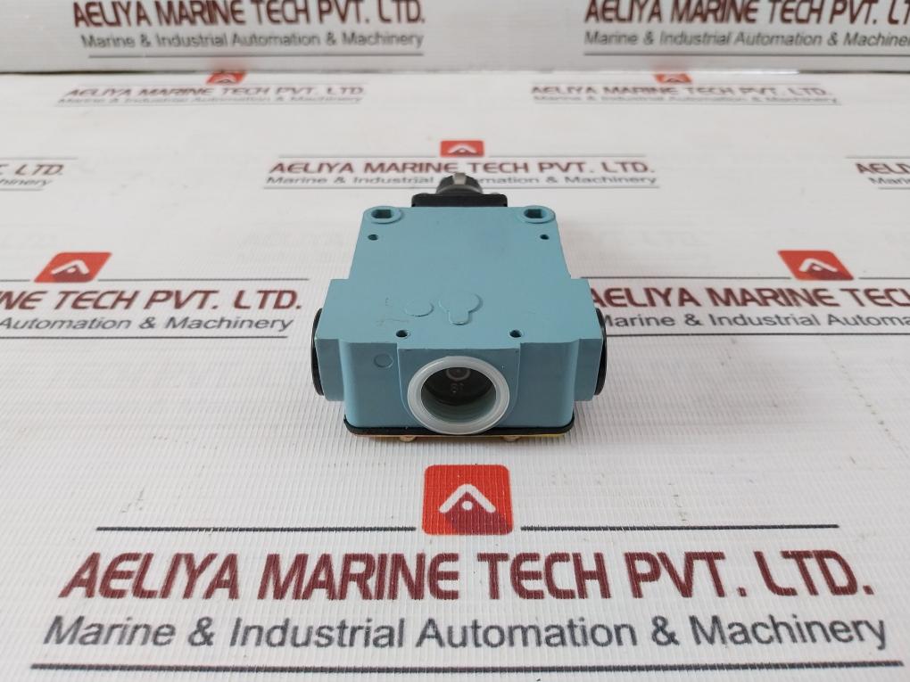 Telemecanique Xck-M Limit Switch 380v - Image 4