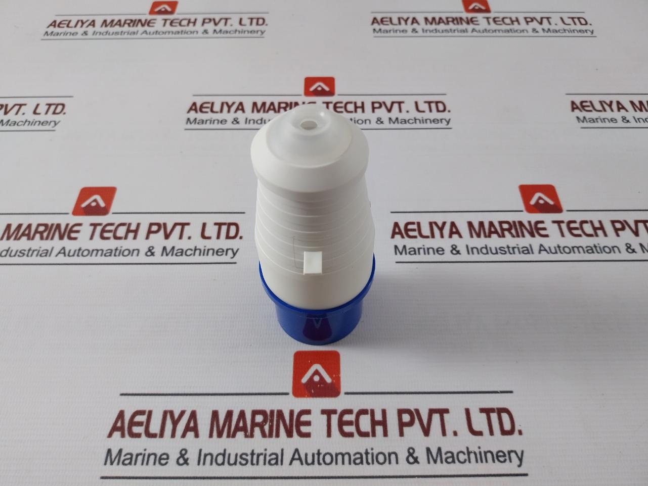 Total 013 Ip44 Dust Proof Plug 250v - Image 4