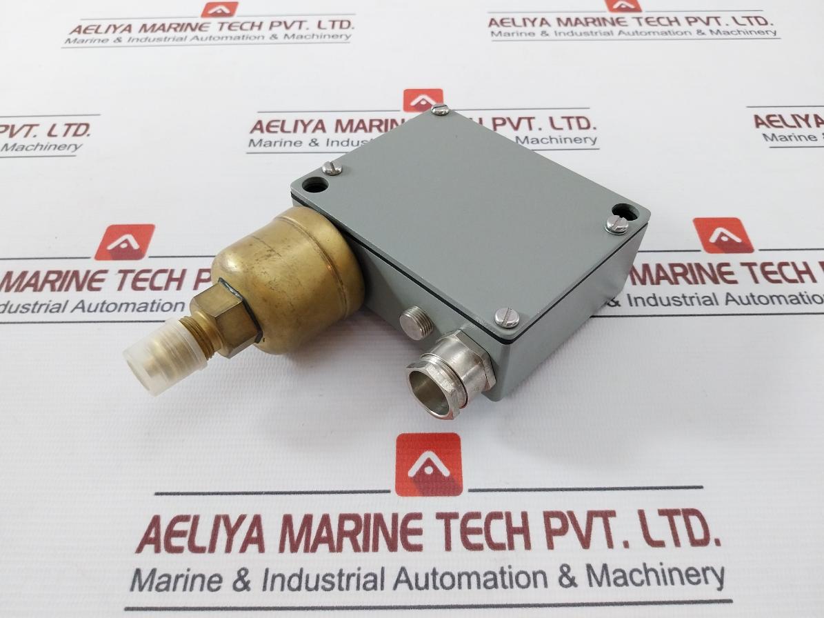 Trafag 941.2373.922 Pressure Transmitter 250v - Image 3