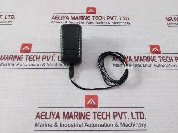 100-240v~ Power Adaptor