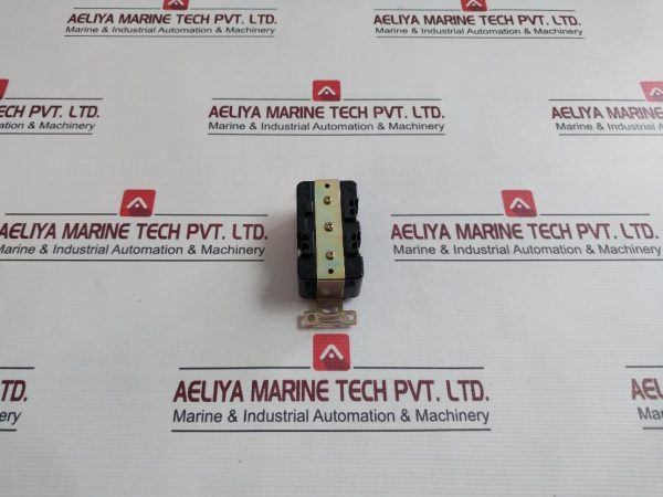 American Denki 3110d Receptacle 125v