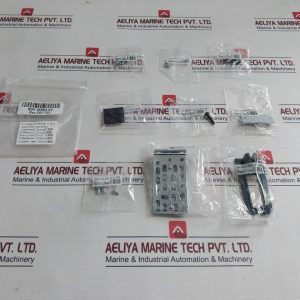 Cisco 800-16852-02 Rack Mounting Kit