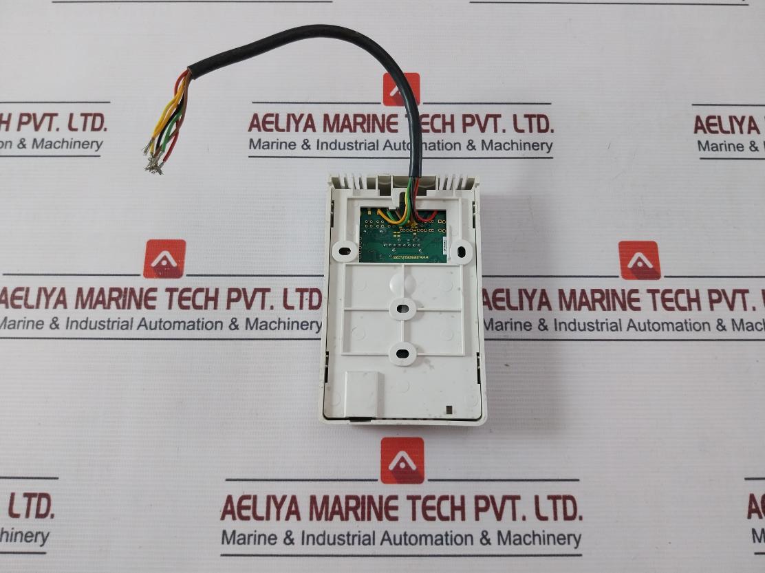 Honeywell C7232a1008 Sensor/Controller With Display & Relay 24v - Image 4