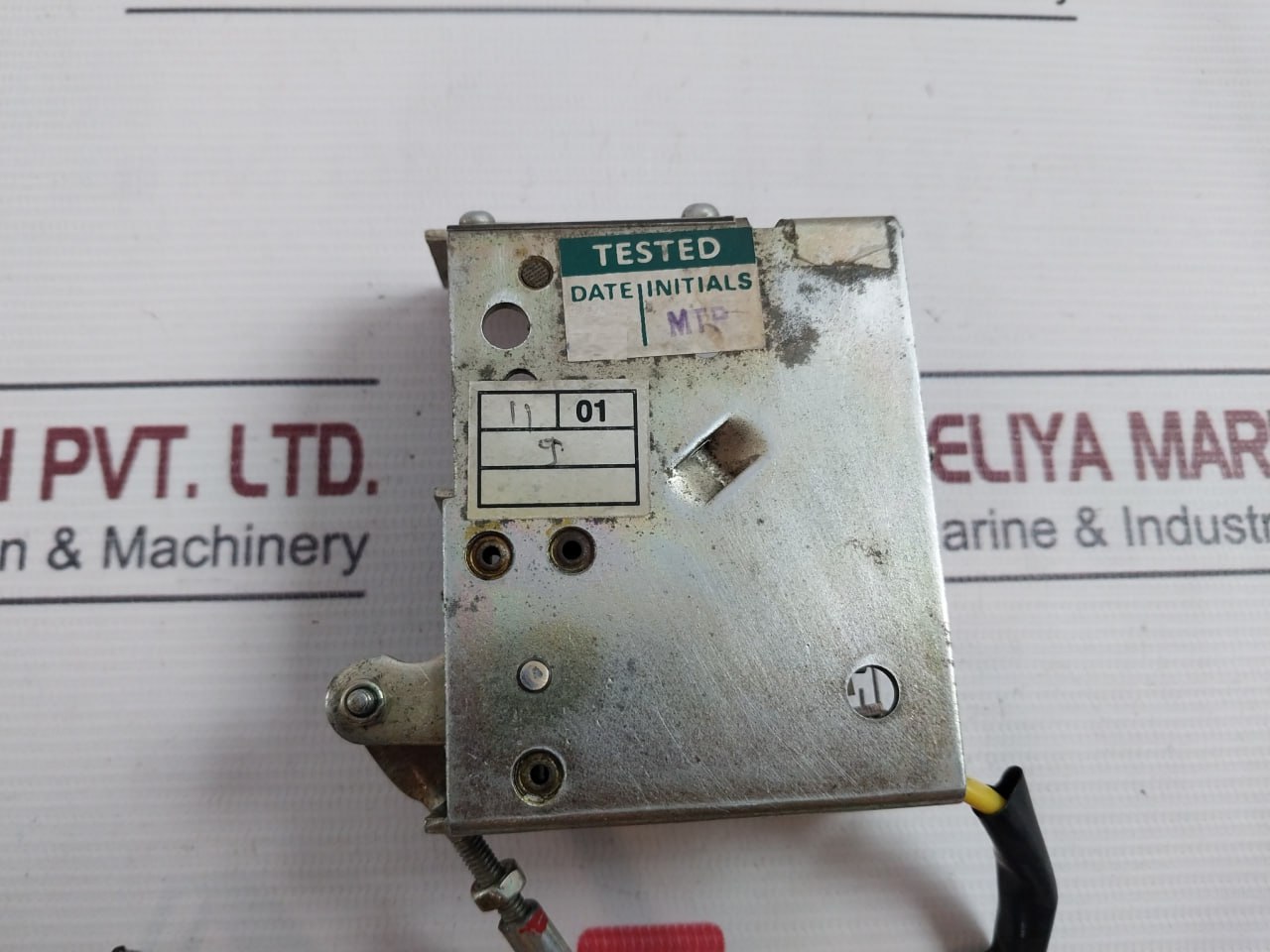 Larsen & Toubro Sl-92265 Undervoltage Release 240v - Image 5