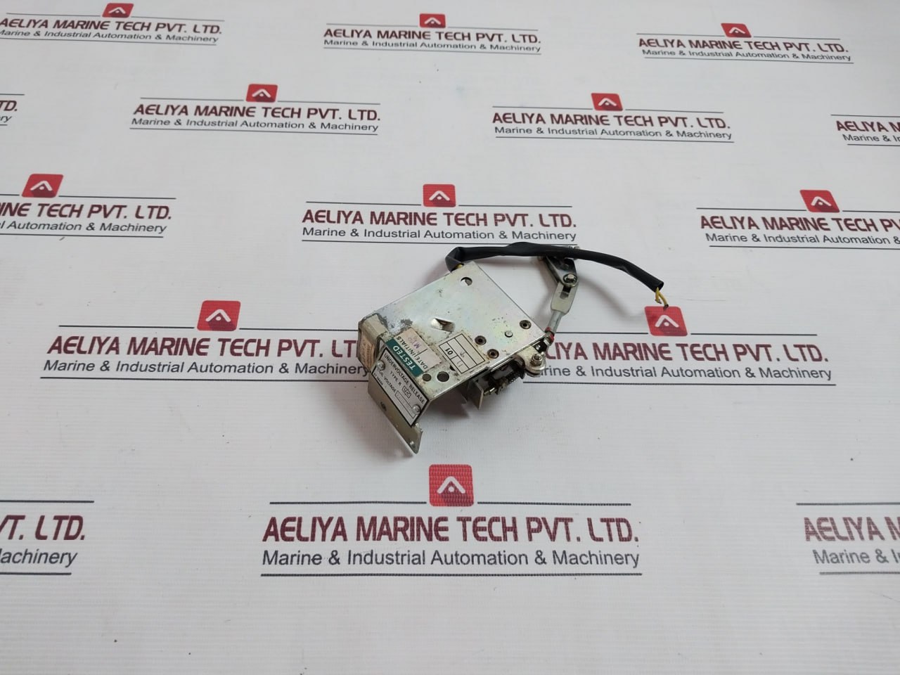 Larsen & Toubro Sl-92265 Undervoltage Release 240v - Image 3