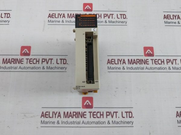 Omron Cqm1-Pa203 Programmable Controller Cpu Unit 2747v