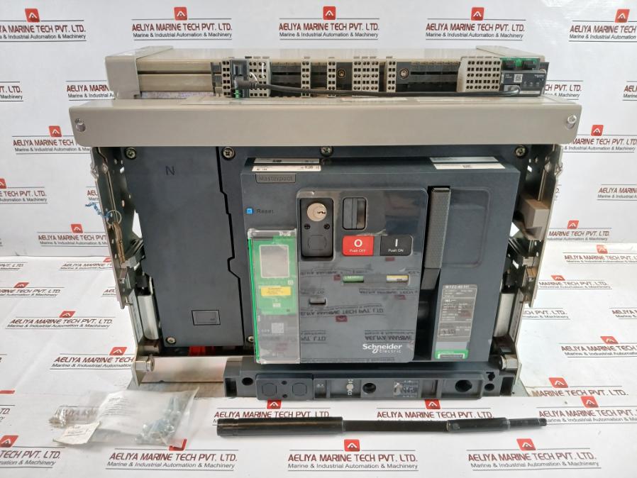 Schneider Electric Mtz2-40 H1 Circuit Breaker 250v