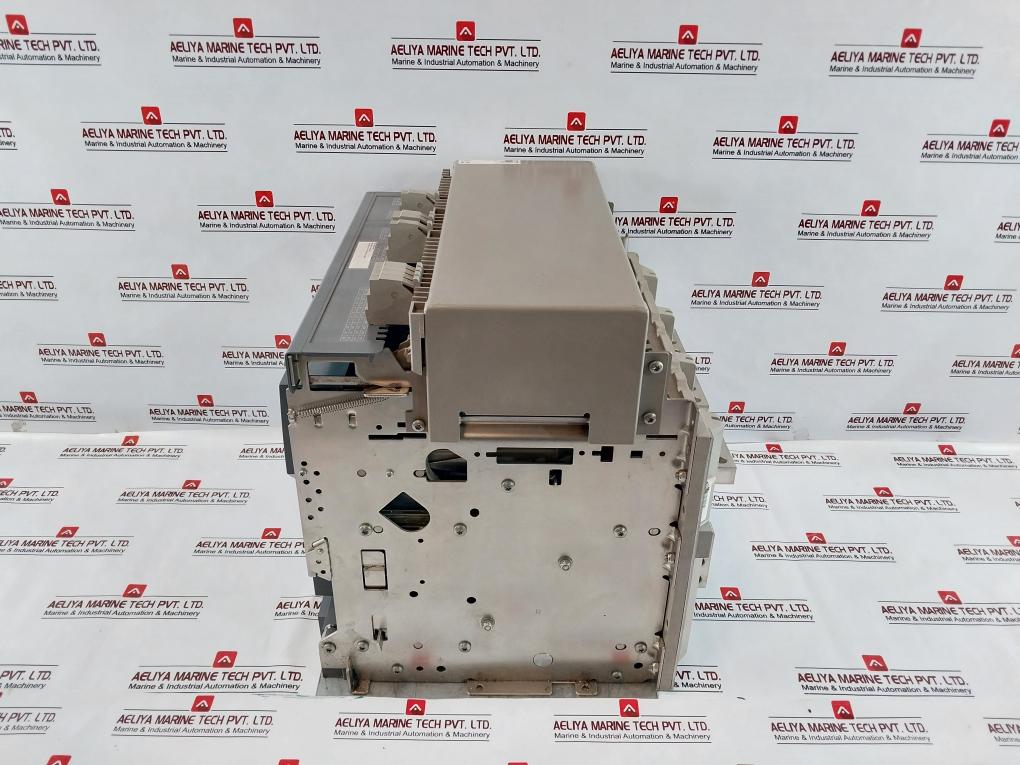 Schneider Electric Mvs08n Easypact Electrical Circuit Breaker 1000v - Image 3